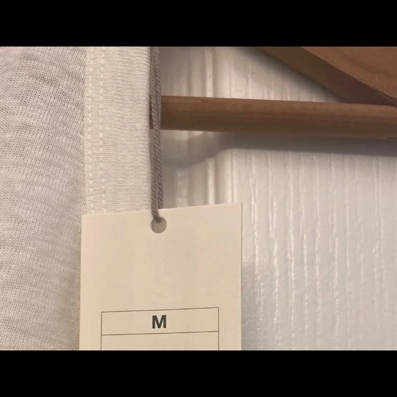 Activewear tank top - Picture 3 of 3